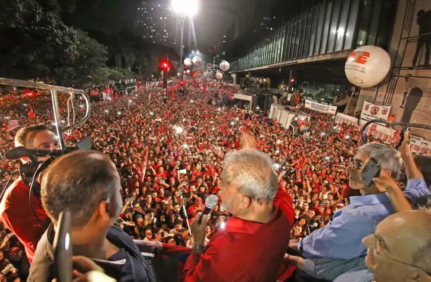 Lula Presidente El llamado del Bloque Rojo