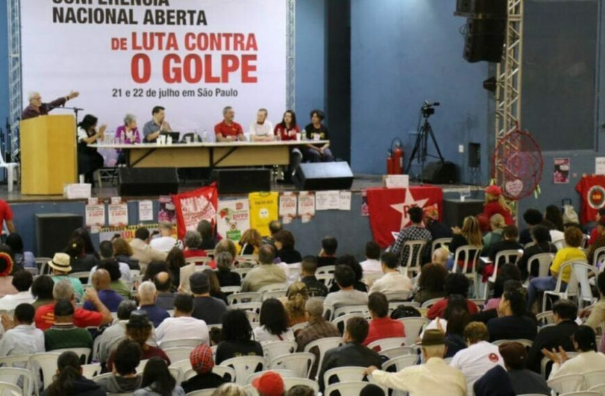 COMITÉS DE LUCHA La Conferencia del Pueblo y de la Izquierda que lucha de verdad