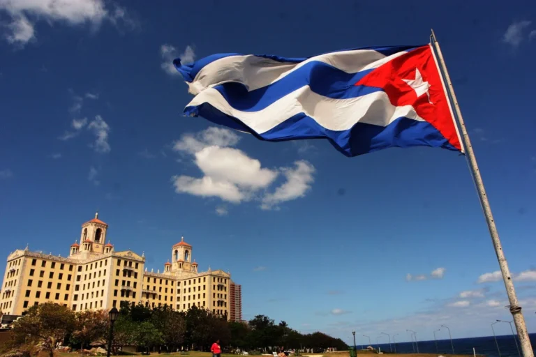Cerco dos EUA comprova sucesso da Revolução Cubana